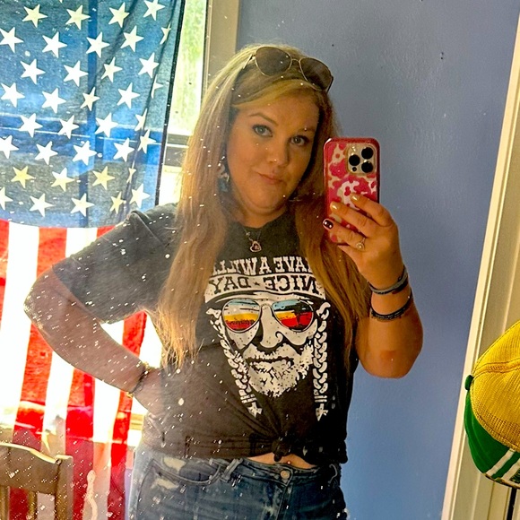 Meet your Posher, Samantha - Picture 3 of 4